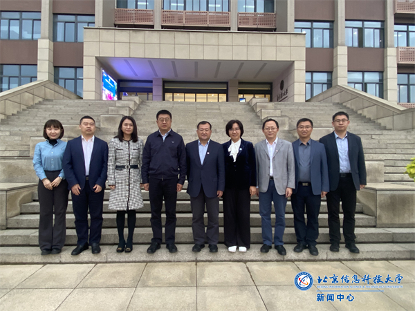 图片1合影.jpg